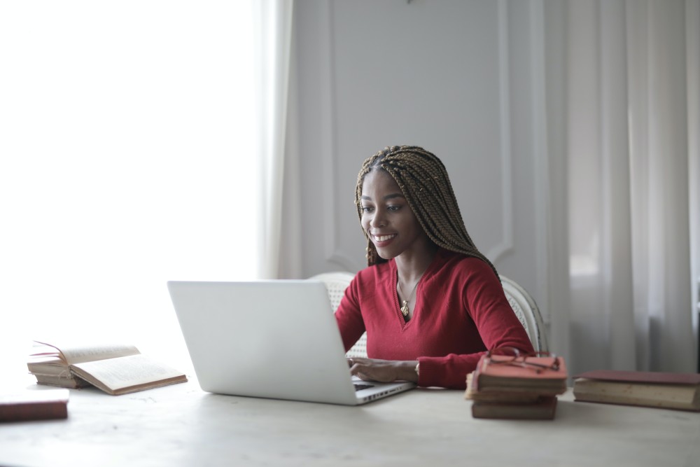woman-working-on-laptop